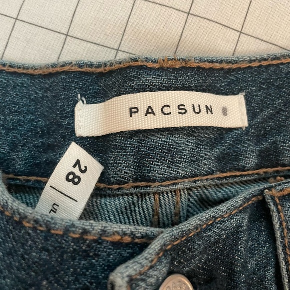 size 28/6 Pacsun ripped jeans - Picture 4 of 6